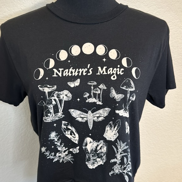 Hot Topic Witch Nature’s Magic Black Crop Top T Shirt - S - Picture 2 of 8